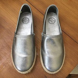 Charleston Shoe Company - Silver Espadrilles - 13